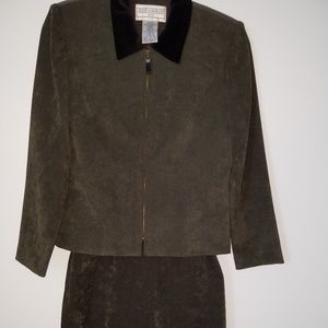 Jessica Howard Jacket & Skirt